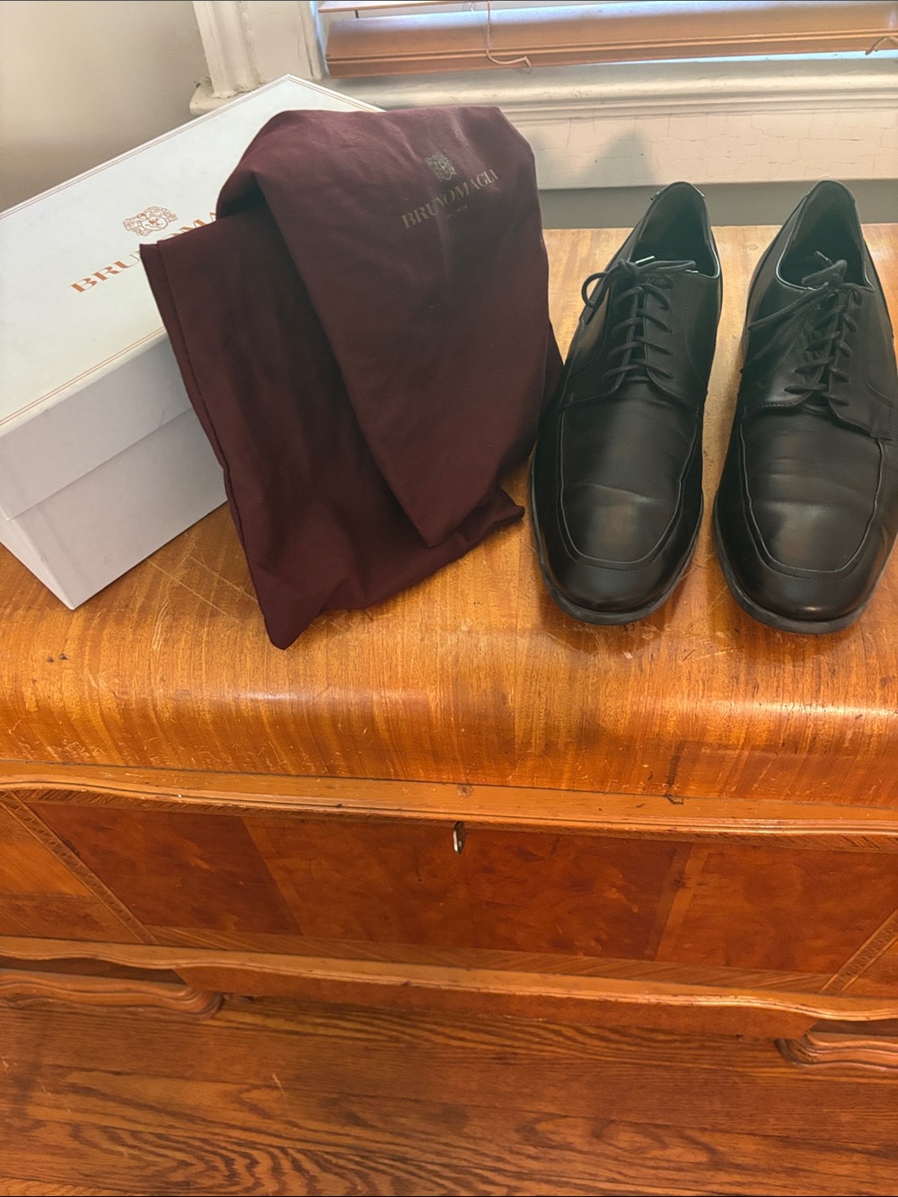 Bruno Magli Black Leather Lace-Up Oxfords
